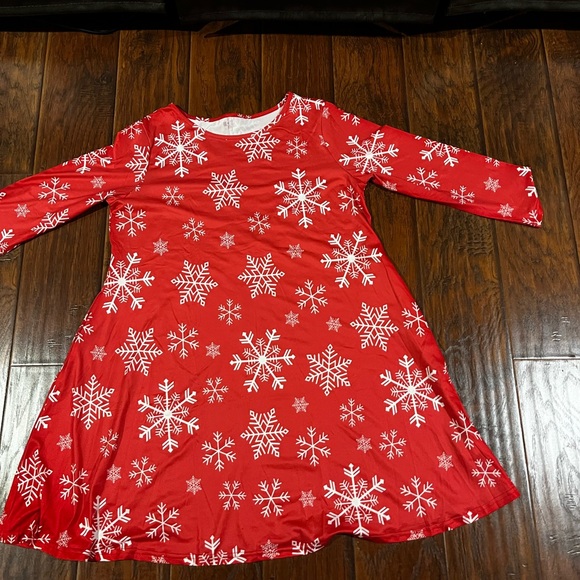 Red Snowflake Dress - Picture 3 of 7